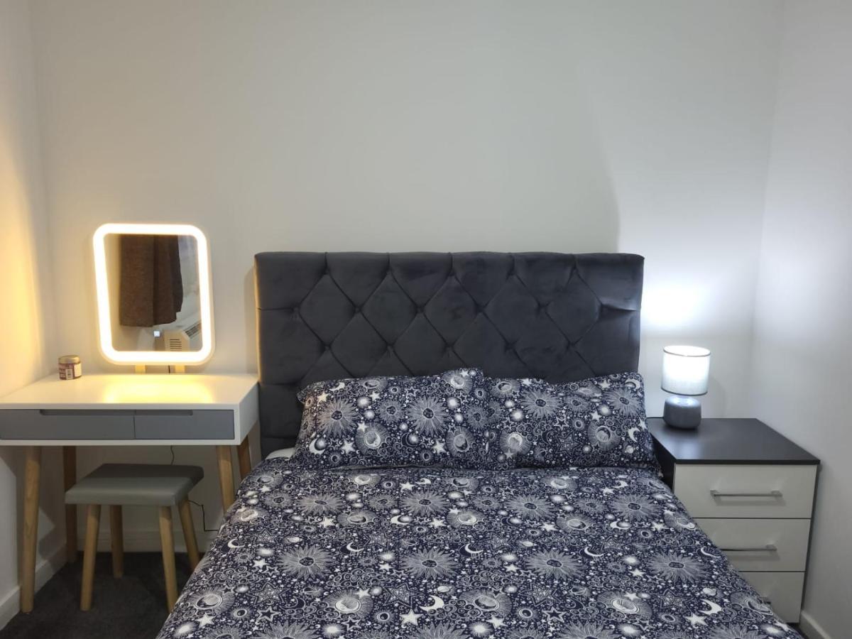 Delight Apartment, Close To Excel, London City Airport & O2! מראה חיצוני תמונה